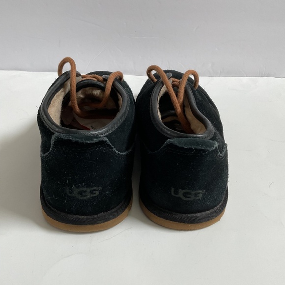 UGG Maksim Suede Lightweight Sherpa Lining Black Ankle Chukka Boot Mens Sz 8 main image 5